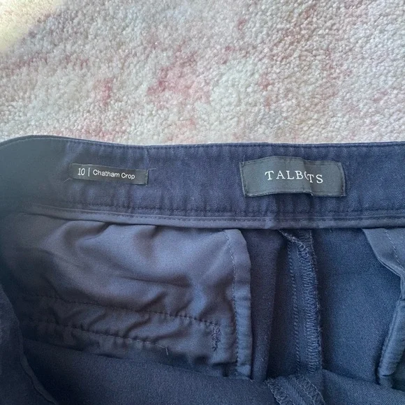 TALBOTS Women’s Bottom Bundle (Size 10 and M) - Picture 3 of 9